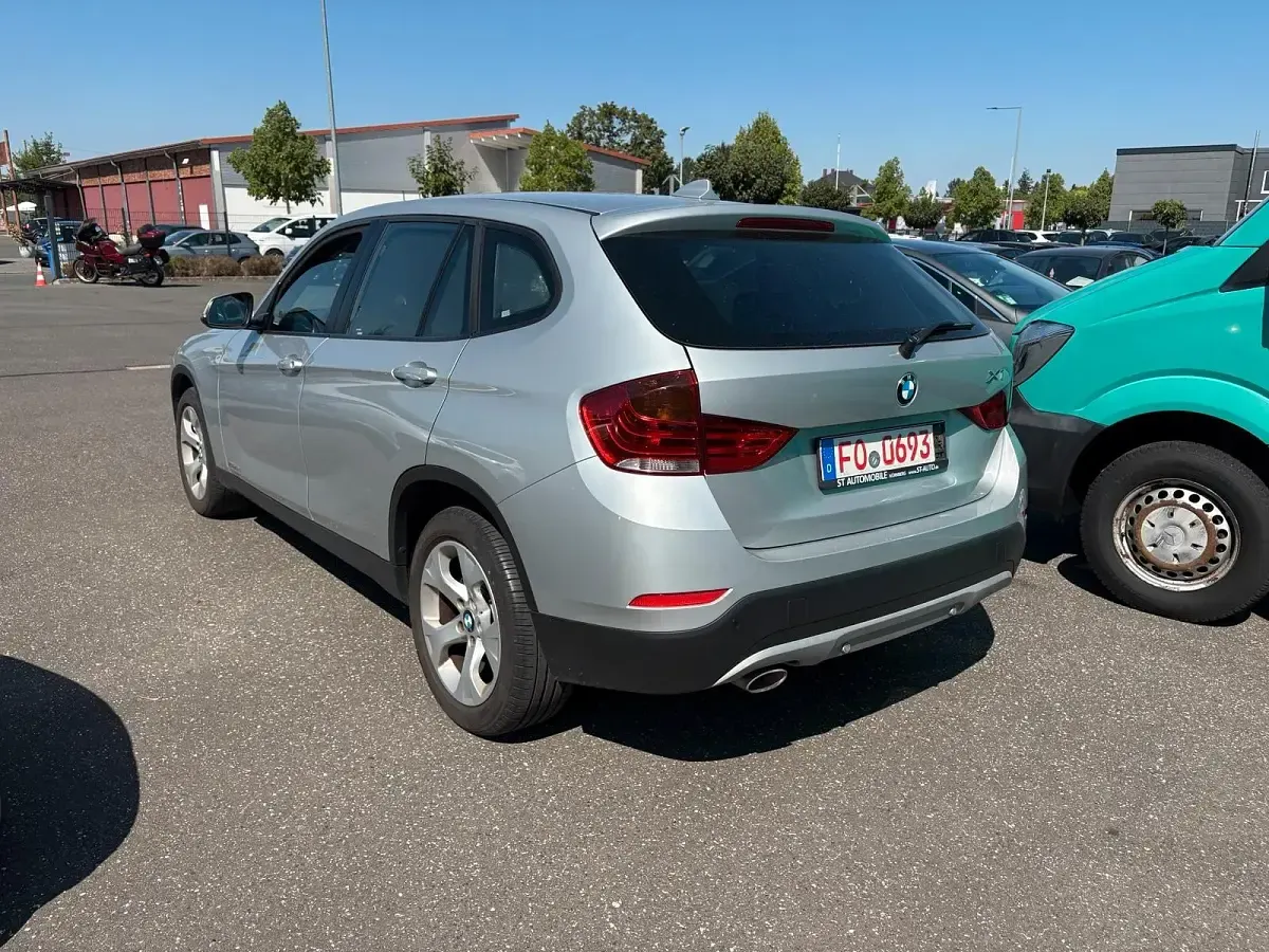 Gebraucht BMW X1 143 PS (105 kW) 2013 Silber SUV