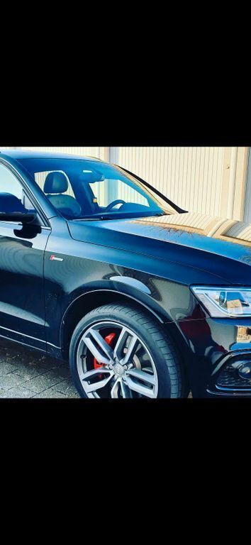 Schwarz Gebraucht 2015 Audi SQ5 Ambiente SUV | 22.000 € - Bild 1/4