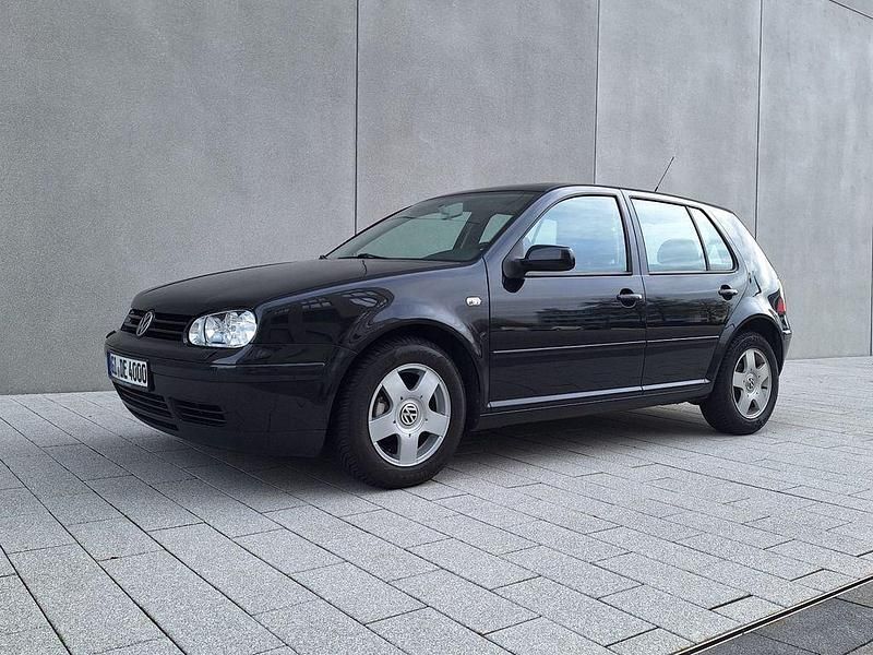 Schwarz Gebraucht 1998 VW Golf IV Highline Limousine | 3.799 € (Etwas zu teuer) - Bild 1/4