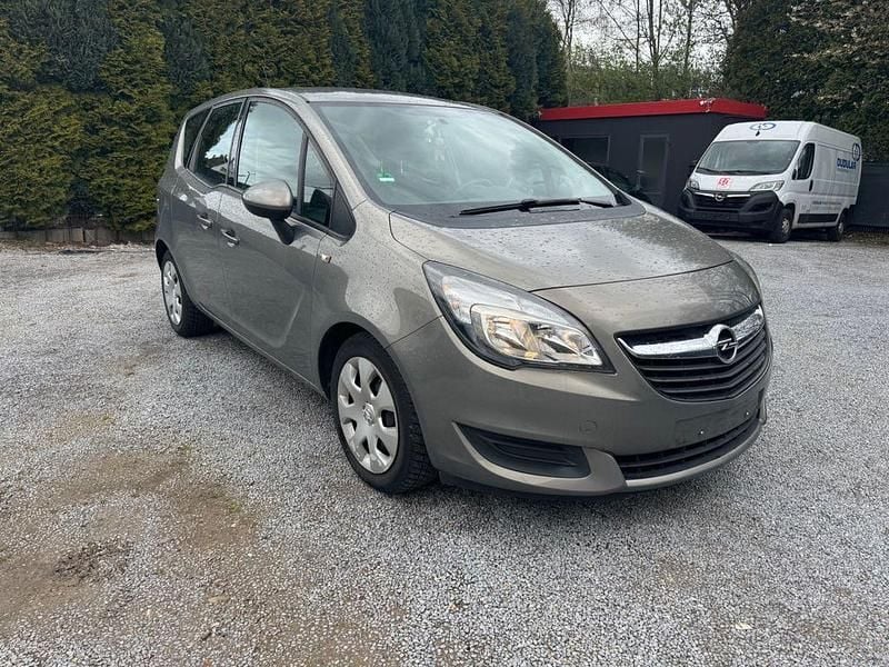 Gebraucht Opel Meriva Active 120 PS (88 kW) 2016 Braun Van / Kleinbus