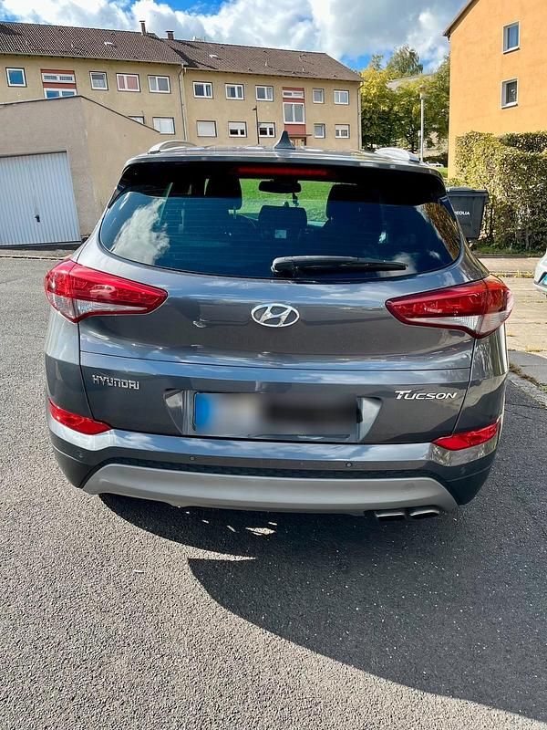 Gebraucht Hyundai Tucson 177 PS (130 kW) 2018 Grau SUV