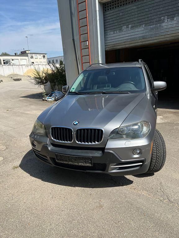Grau Gebraucht 2006 BMW X5 SUV | 9.400 € - Bild 1/4