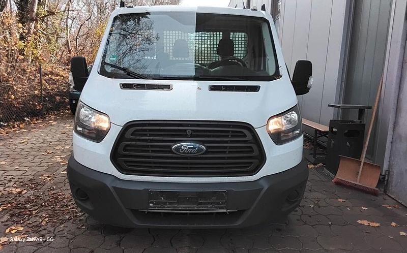 Weiß Gebraucht 2019 Ford Transit | 15.800 € (Fairer Preis) - Bild 1/4
