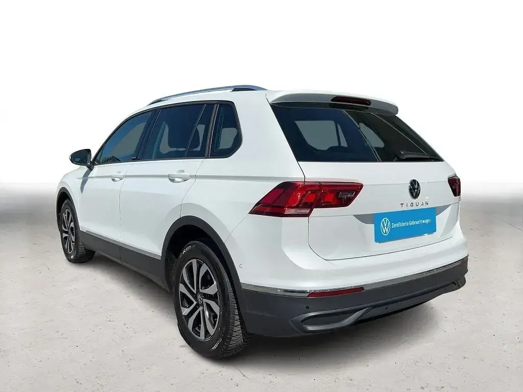 Second-hand VW Tiguan Active 122 CP (89 kW) 2022 Alb SUV