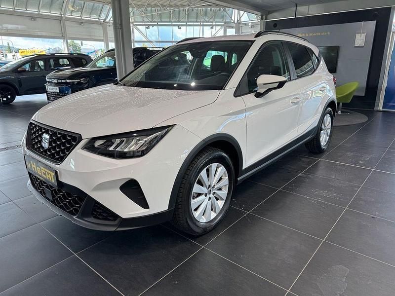 Weiß Gebraucht 2024 Seat Arona Style SUV | 17.950 € (Fairer Preis) - Bild 1/4