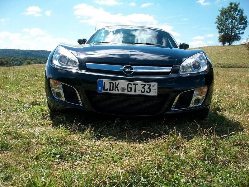 Gebraucht Opel GT 303 PS (222 kW) 2010 Schwarz Cabrio