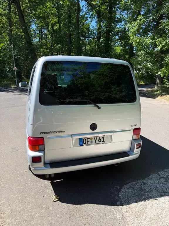 Gebraucht VW Multivan Highline 151 PS (111 kW) 2002 Silber Van / Kleinbus