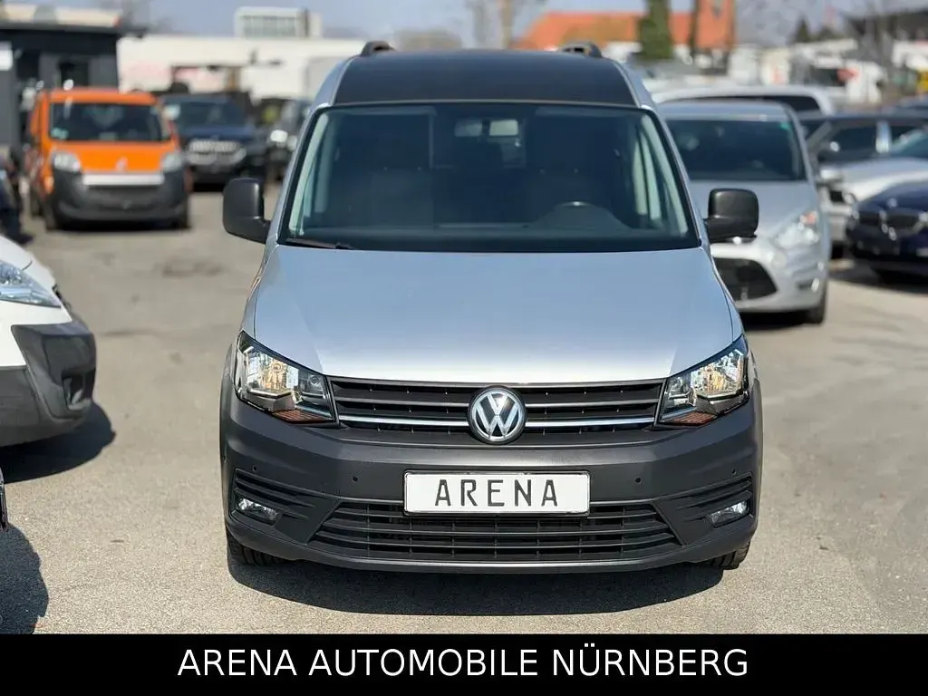 Second-hand VW Caddy Maxi 150 CP (110 kW) 2018 Argintiu Monovolum