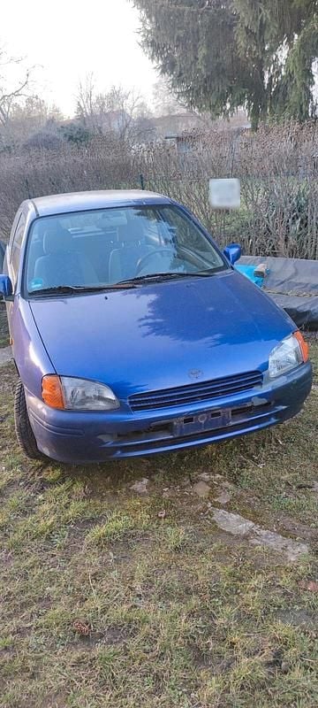 Gebraucht Toyota Starlet 70 PS (51 kW) 1998 Violet Kleinwagen