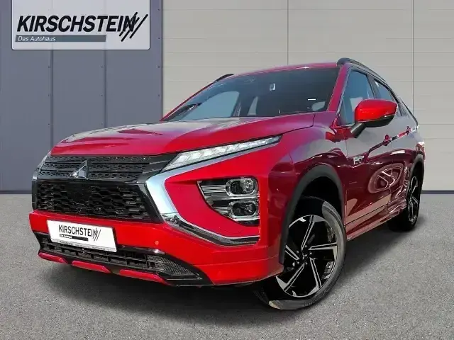 Second-hand Mitsubishi Eclipse Cross Select 188 CP (138 kW) 2024 Roșu SUV