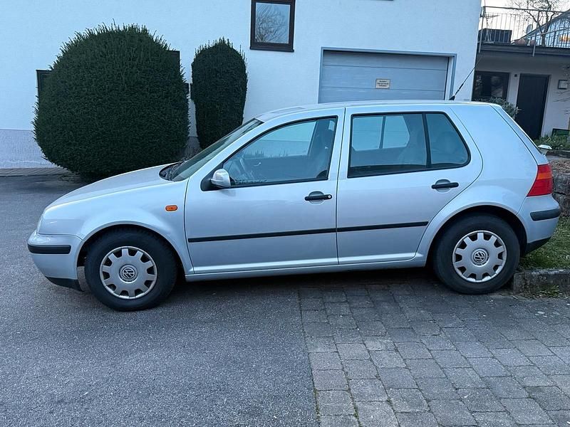 Gebraucht VW Golf III 75 PS (55 kW) 1999 Silber Limousine