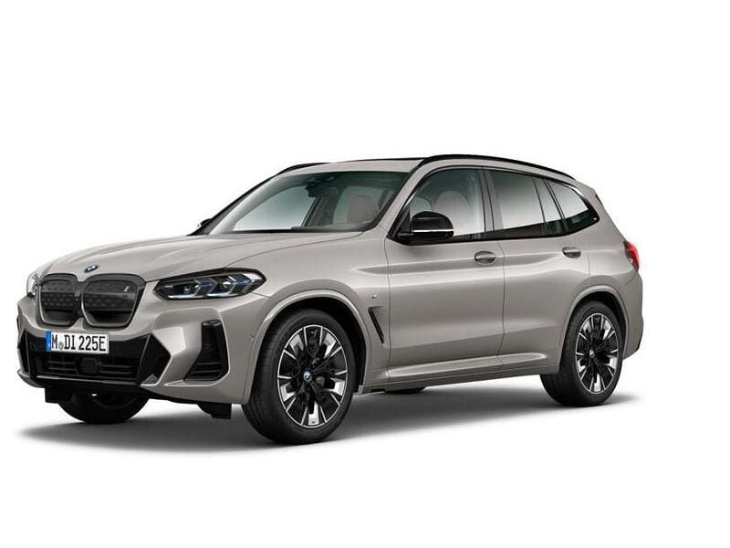 Gebraucht BMW iX3 Impressive 210 kW (286 PS) 2023 Silber SUV