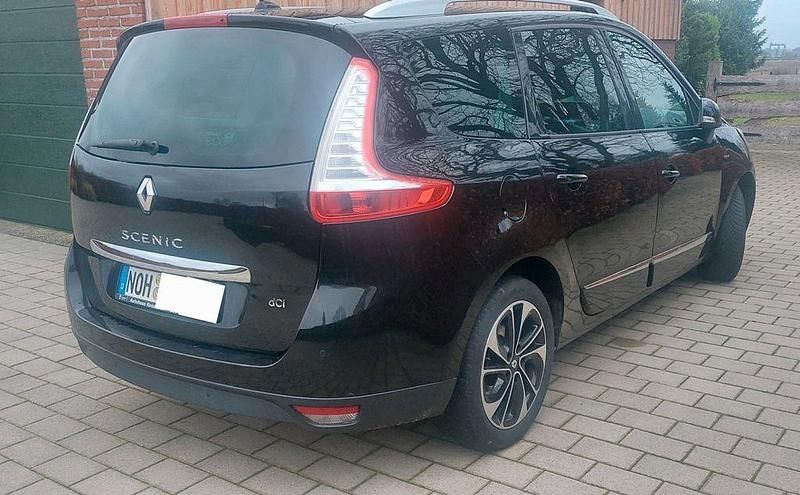 Gebraucht Renault Grand Scénic III Bose Edition 110 PS (80 kW) 2014 Schwarz Van / Kleinbus