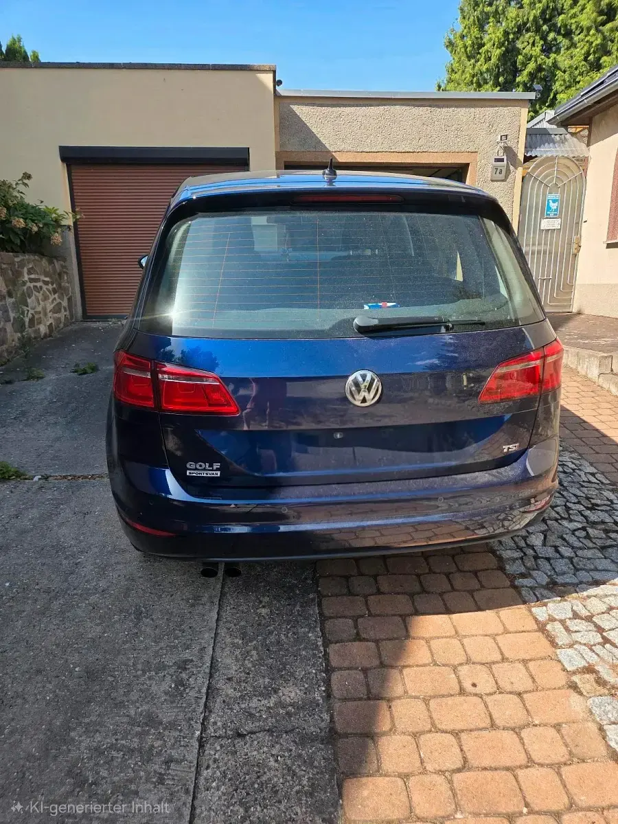 Gebraucht VW Golf VII 125 PS (91 kW) 2017 Blau Kleinwagen