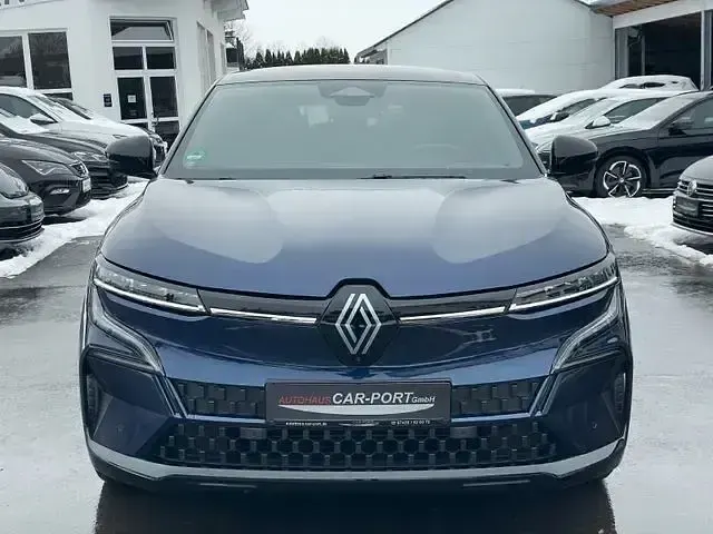 Gebraucht Renault Megane E-Tech Iconic 160 kW (218 PS) 2023 Blau Limousine