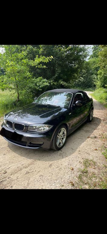 Gebraucht BMW 118 Cabriolet 143 PS (105 kW) 2009 Schwarz Cabrio