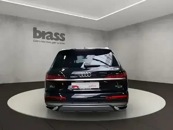 Gebraucht Audi Q7 Ambiente 286 PS (210 kW) 2022 Mythosschwarz metallic SUV