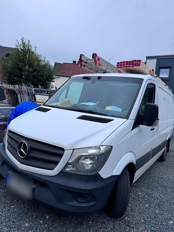 Weiß Gebraucht 2015 Mercedes Sprinter Van | 14.000 € (Etwas zu teuer) - Bild 1/4