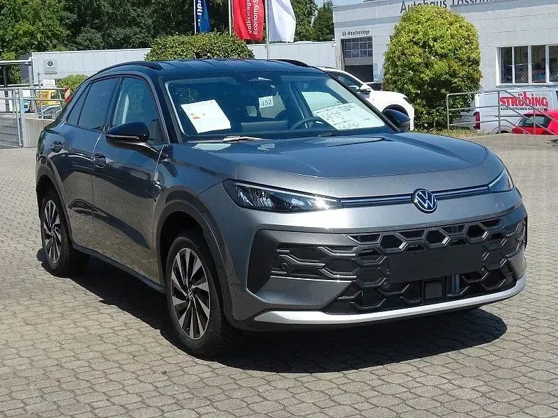 Neu VW T-Roc 150 PS (110 kW) 2026 Grau SUV