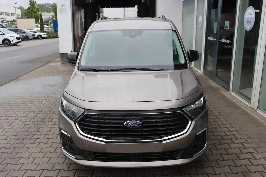 Neu Ford Tourneo Connect Titanium 122 PS (89 kW) 2026 Duskysilver metallic Van / Kleinbus