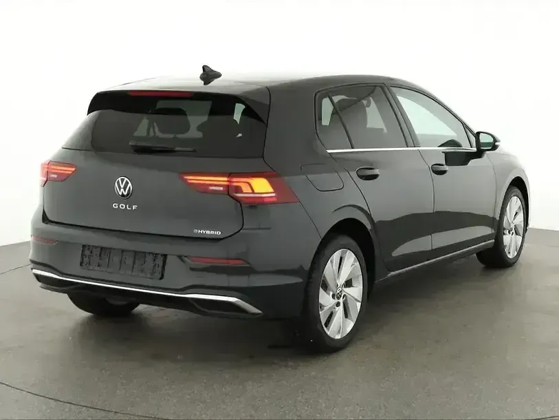 Neu VW Golf VIII Style 204 PS (150 kW) 2026 Grau Limousine