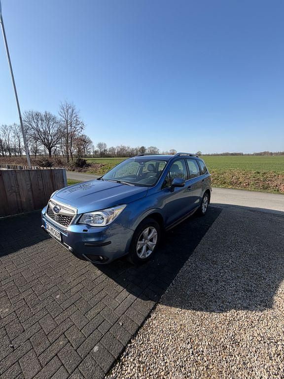 Gebraucht Subaru Forester Exclusive+ 147 PS (108 kW) 2015 Blau SUV