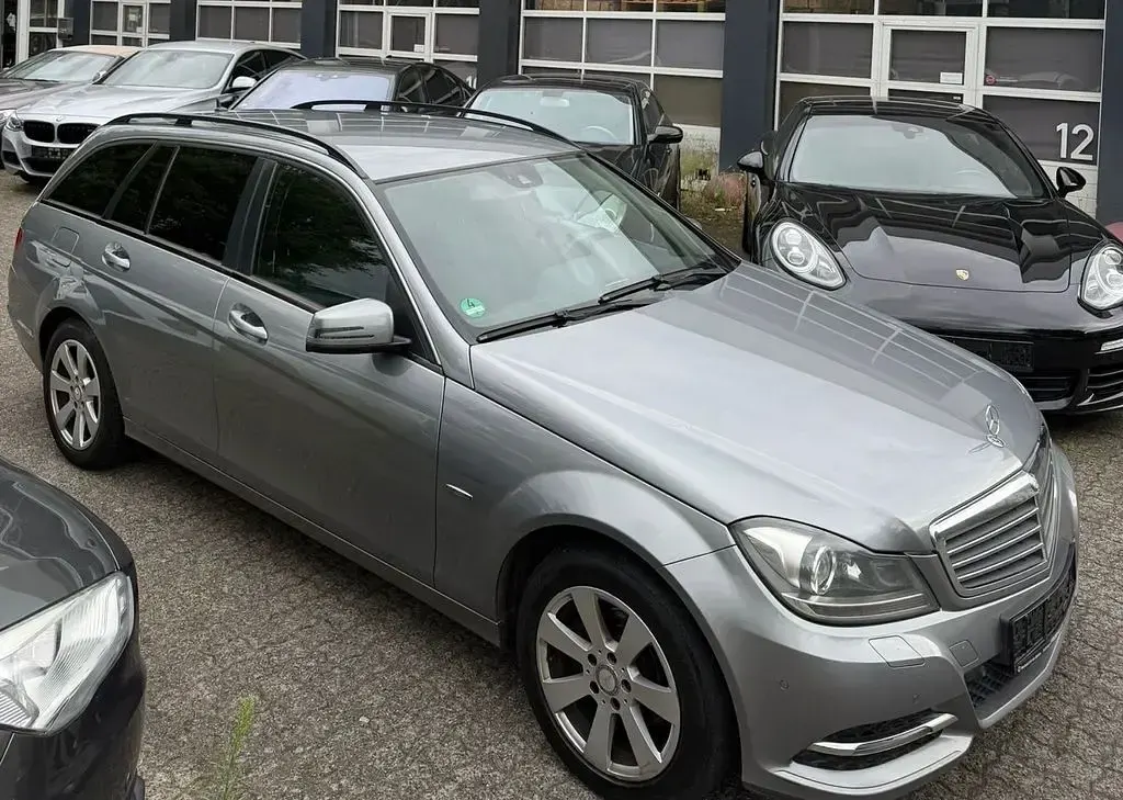 Gebraucht Mercedes C200 136 PS (100 kW) 2012 Silber Kombi