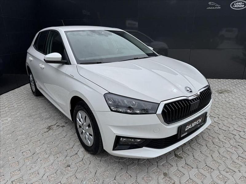 Gebraucht Skoda Fabia Selection 80 PS (58 kW) 2024 Weiß Kleinwagen