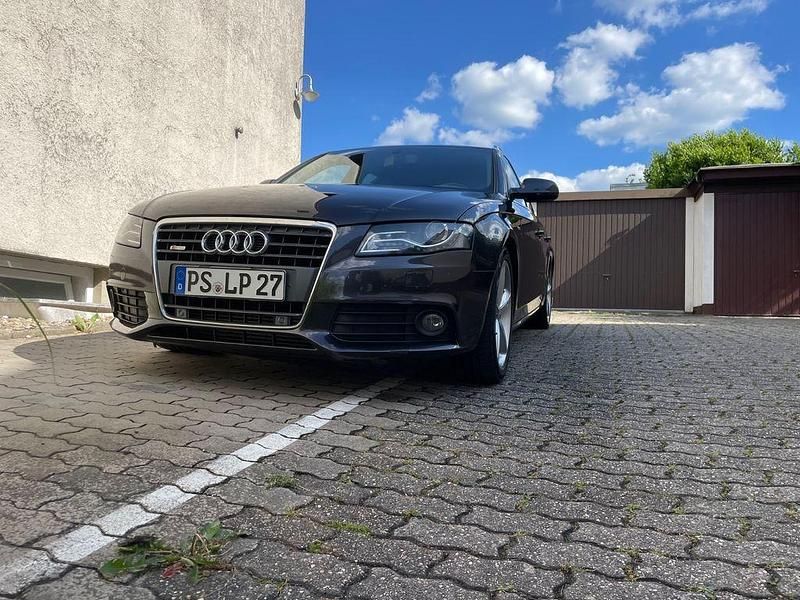 Schwarz Gebraucht 2011 Audi A4 S-Line Kombi | 8.999 € (Fairer Preis) - Bild 1/4