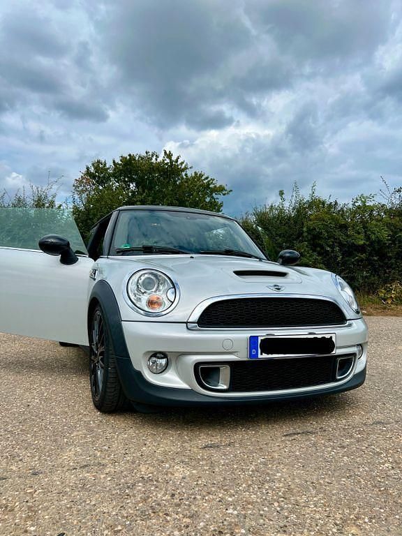 Weiß Gebraucht 2013 Mini Cooper S Kleinwagen | 9.200 € (Fairer Preis) - Bild 1/4