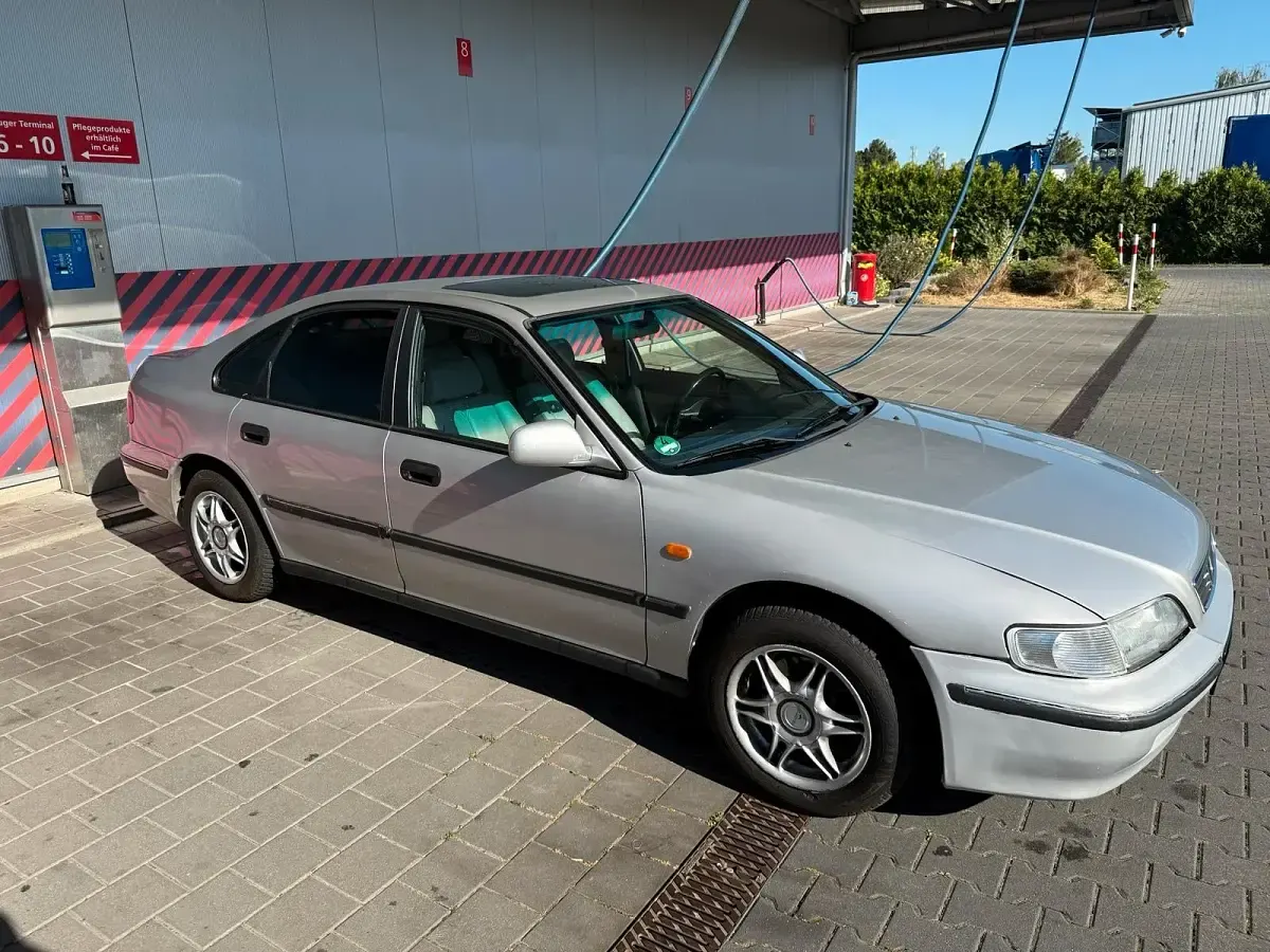 Gebraucht Honda Accord 116 PS (85 kW) 1998 Grau Limousine