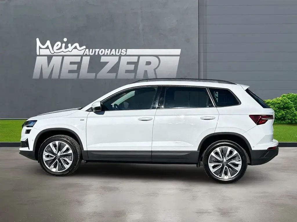 Gebraucht Skoda Karoq Tour 150 PS (110 kW) 2023 Weiß SUV