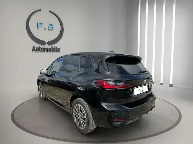 Gebraucht BMW 230 M Sport 150 PS (110 kW) 2022 Schwarz Van / Kleinbus