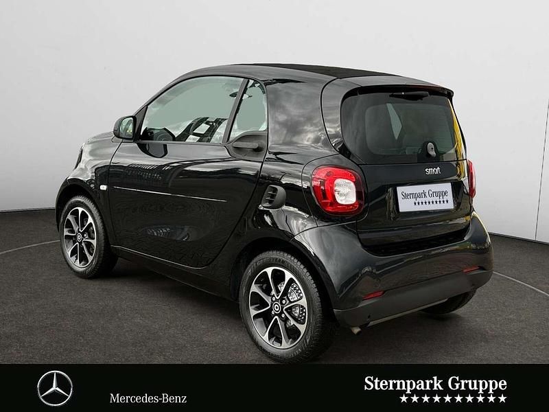 Gebraucht Smart ForTwo Coupé Passion 90 PS (66 kW) 2017 Schwarz Coupé