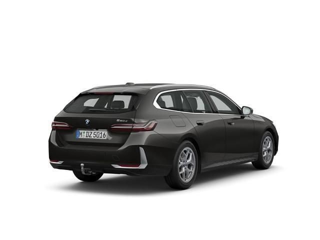 Neu BMW 520 Sport Line 197 PS (144 kW) 2026 Grau Kombi