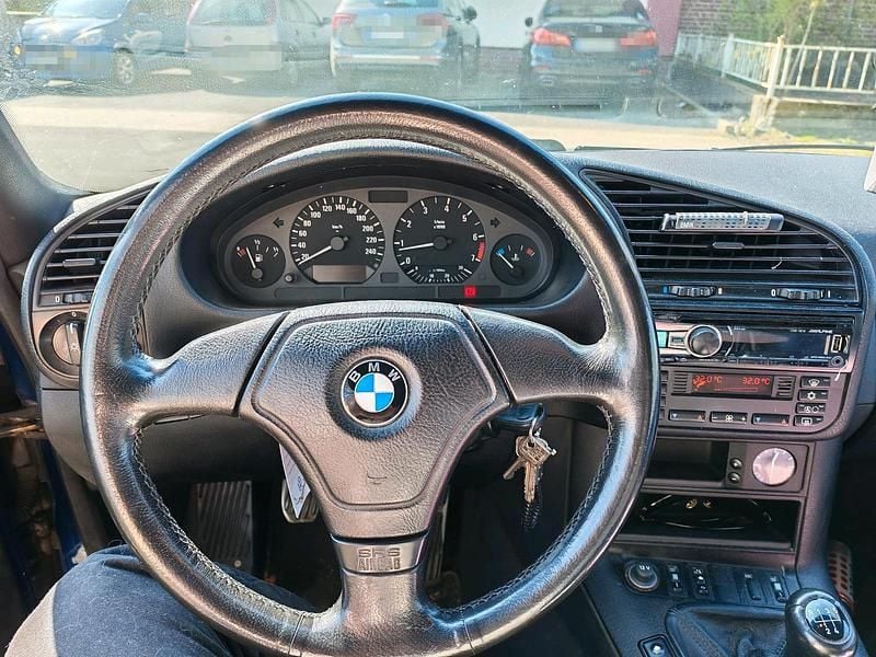 Gebraucht BMW 320 Cabriolet 150 PS (110 kW) 1999 Blau Cabrio