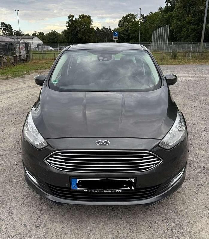 Grau Gebraucht 2017 Ford C-MAX Titanium Van / Kleinbus | 13.199 € (Guter Preis) - Bild 1/4