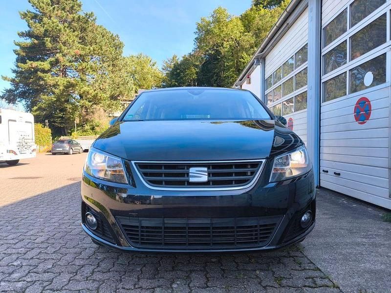 Schwarz Gebraucht 2016 Seat Alhambra CONNECT Van / Kleinbus | 12.999 € (Guter Preis) - Bild 1/4