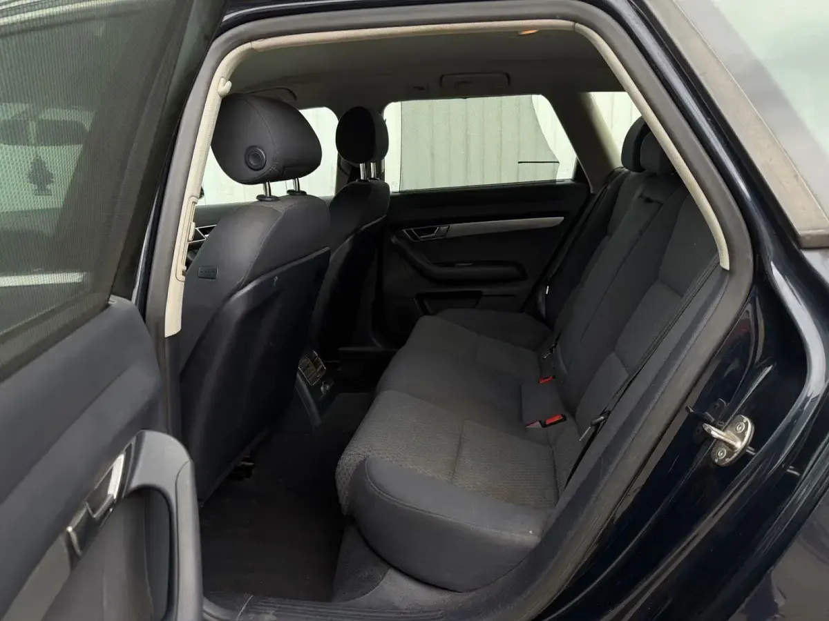 Gebraucht Audi A6 180 PS (132 kW) 2005 Blau Kombi