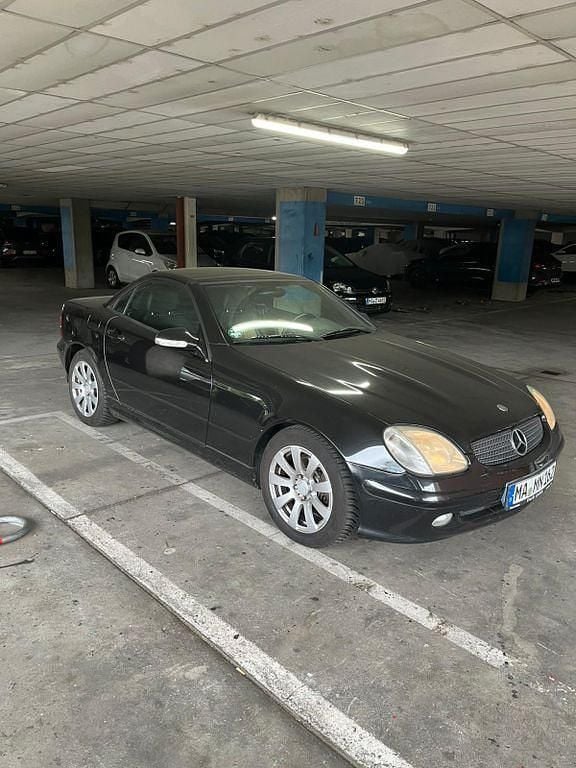 Schwarz Gebraucht 2000 Mercedes SLK200 Cabrio | 3.750 € (Guter Preis) - Bild 1/4