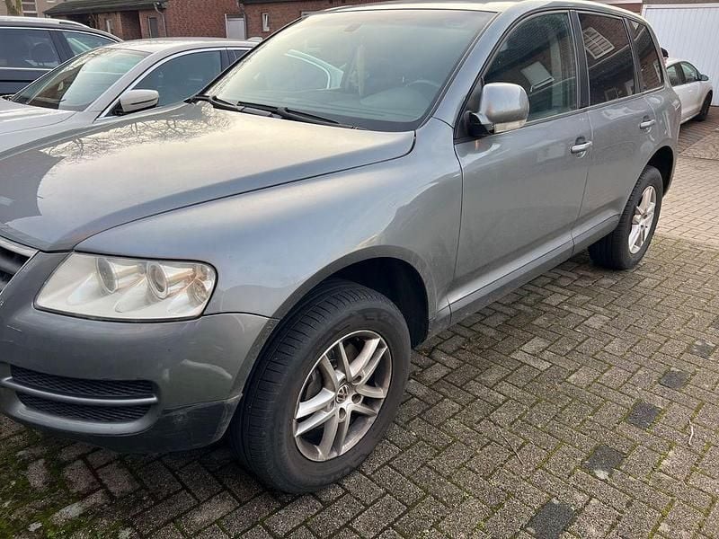 Grau Gebraucht 2006 VW Touareg Exclusive SUV | 2.500 € (Superpreis) - Bild 1/4