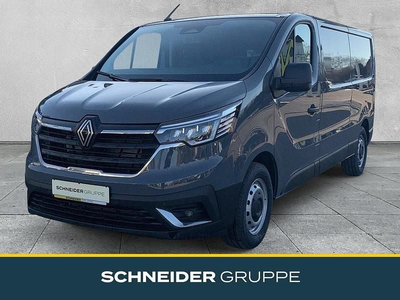 Neu Renault Trafic Komfort 150 PS (110 kW) 2026 Grau Van / Kleinbus