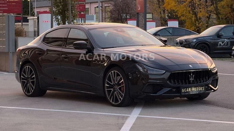 Schwarz Gebraucht 2021 Maserati Ghibli Limousine | 83.900 € (Superpreis) - Bild 1/4