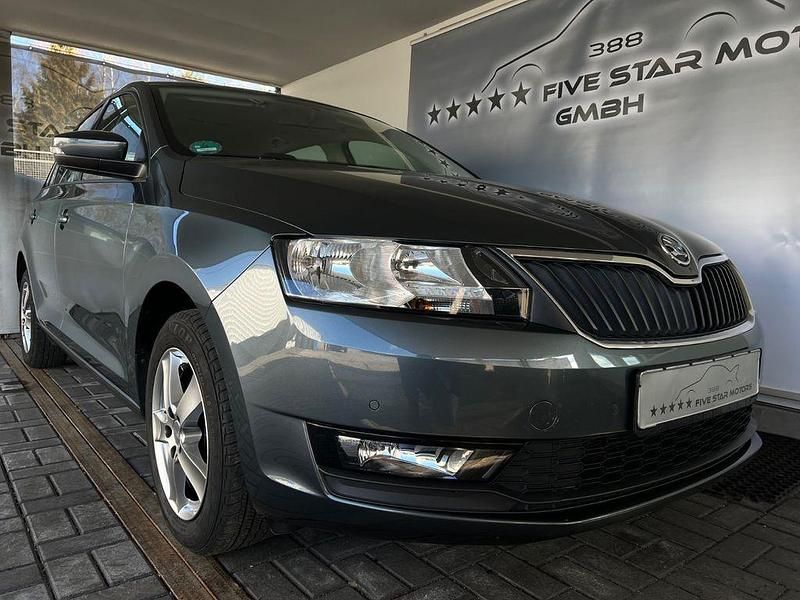 Gebraucht Skoda Rapid Ambition 110 PS (80 kW) 2019 Grau Kleinwagen