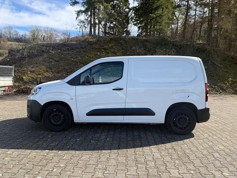 Gebraucht Citroën Berlingo 75 PS (55 kW) 2021 Weiß Van / Kleinbus