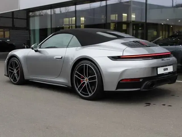 Neu Porsche 992 480 PS (353 kW) 2026 Gtsilbermetallic (metallic)