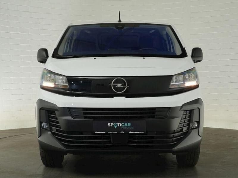 Gebraucht Opel Vivaro 144 PS (105 kW) 2024 Kaolin weiß Van / Kleinbus