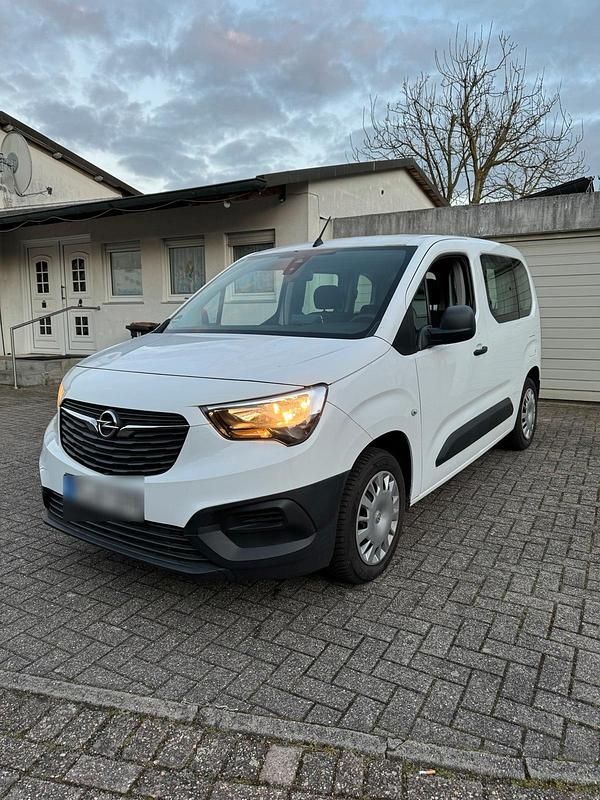 Gebraucht Opel Combo Life 110 PS (80 kW) 2019 Weiß Kombi
