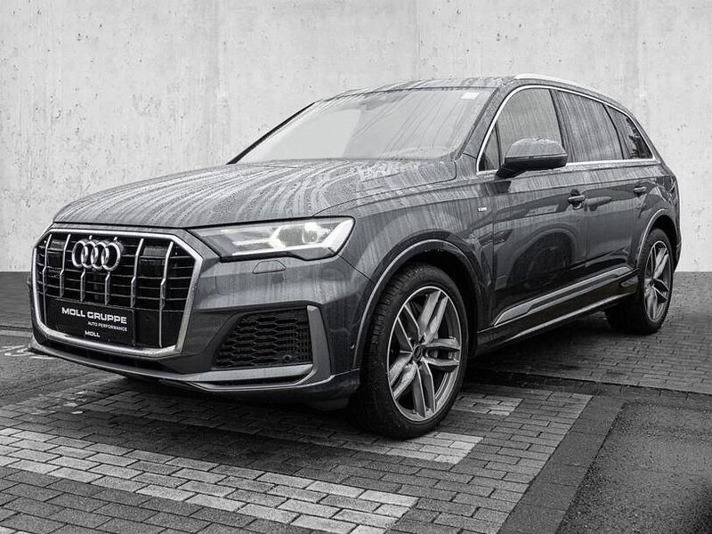 Gebraucht Audi Q7 Ambiente 381 PS (280 kW) 2022 Grau SUV