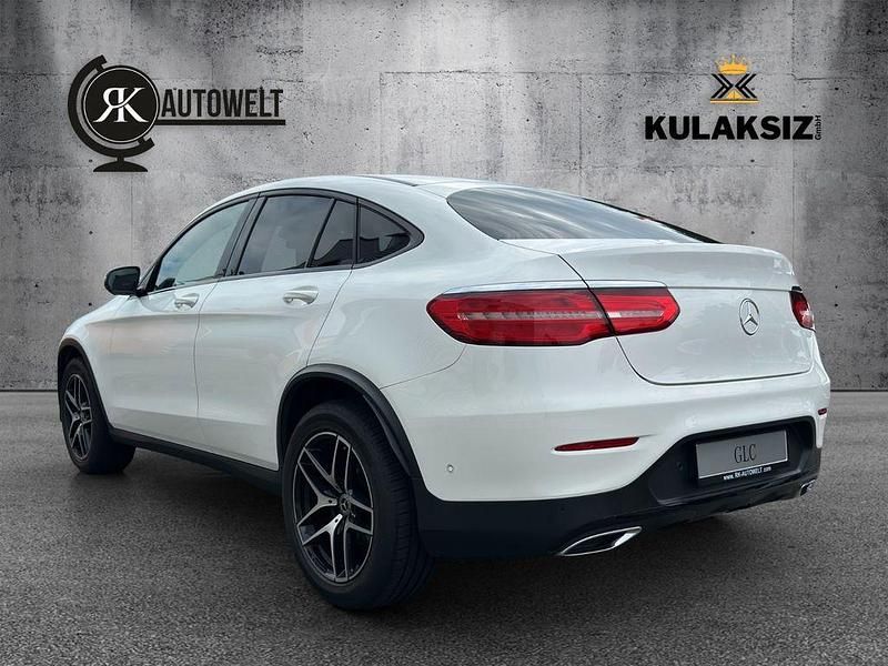 Gebraucht Mercedes GLC250 AMG 204 PS (150 kW) 2016 Weiß Coupé